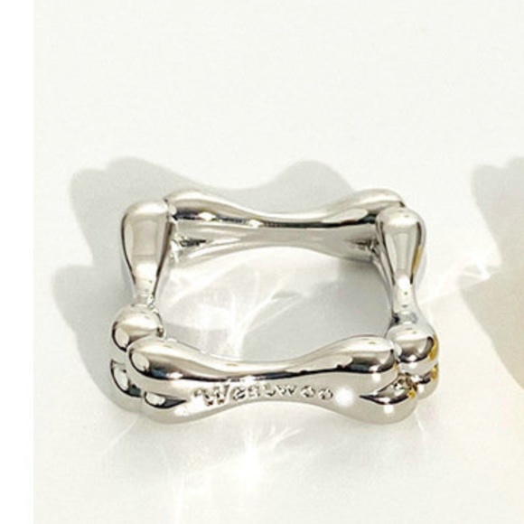 Vivienne Westwood Jewelry - Vivienne Westwood slv tone square ring size 8